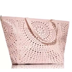 NWT Bath & Body Works Large Weekender pink zip tote